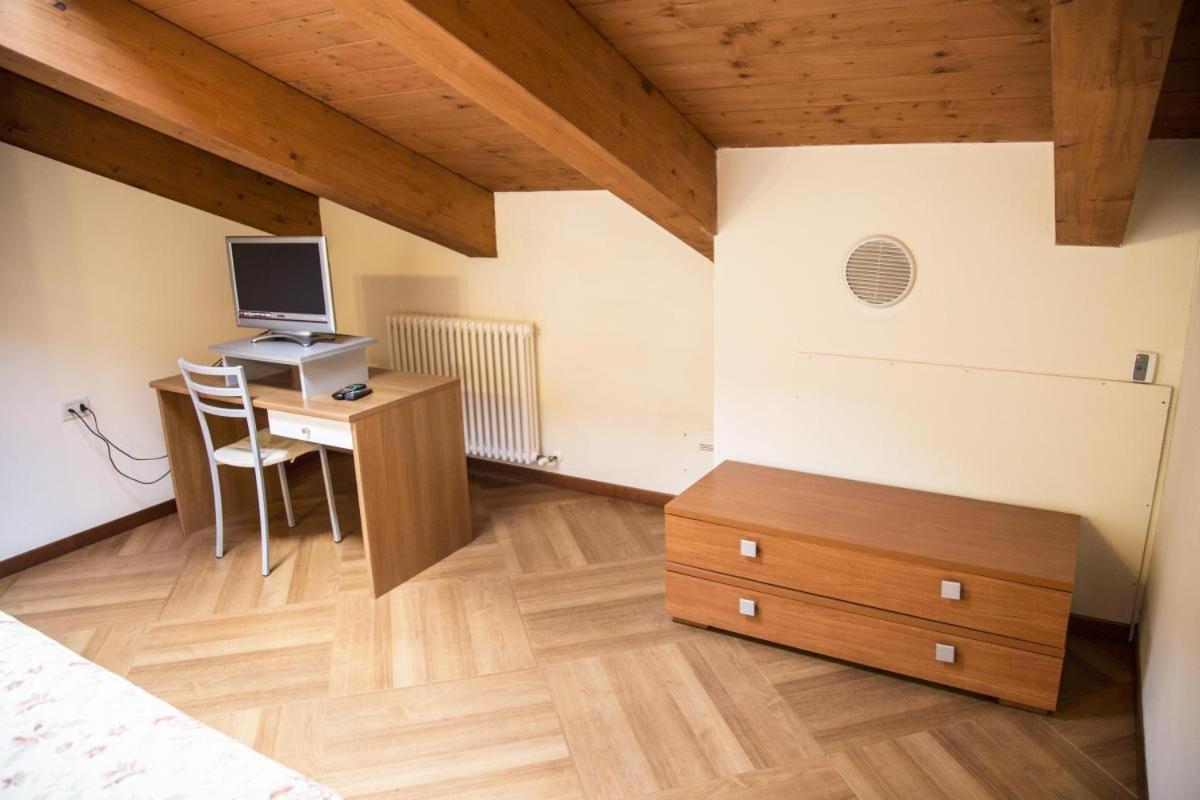 Aparthotel Residenza Carracci Bologna Exterior foto