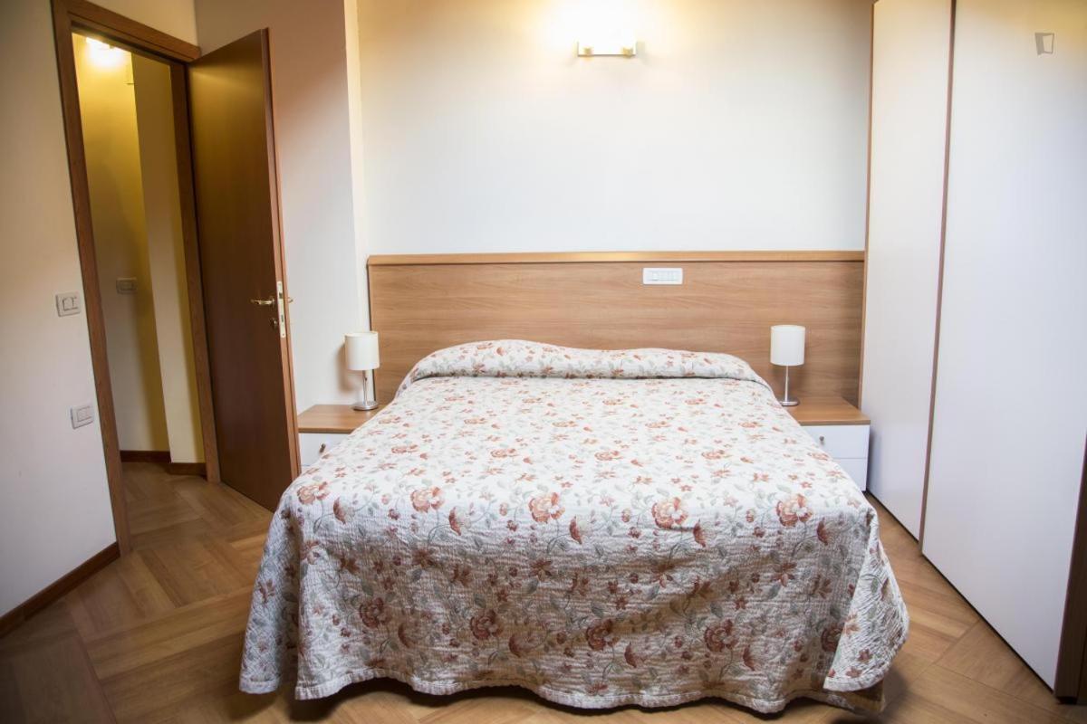 Aparthotel Residenza Carracci Bologna Exterior foto